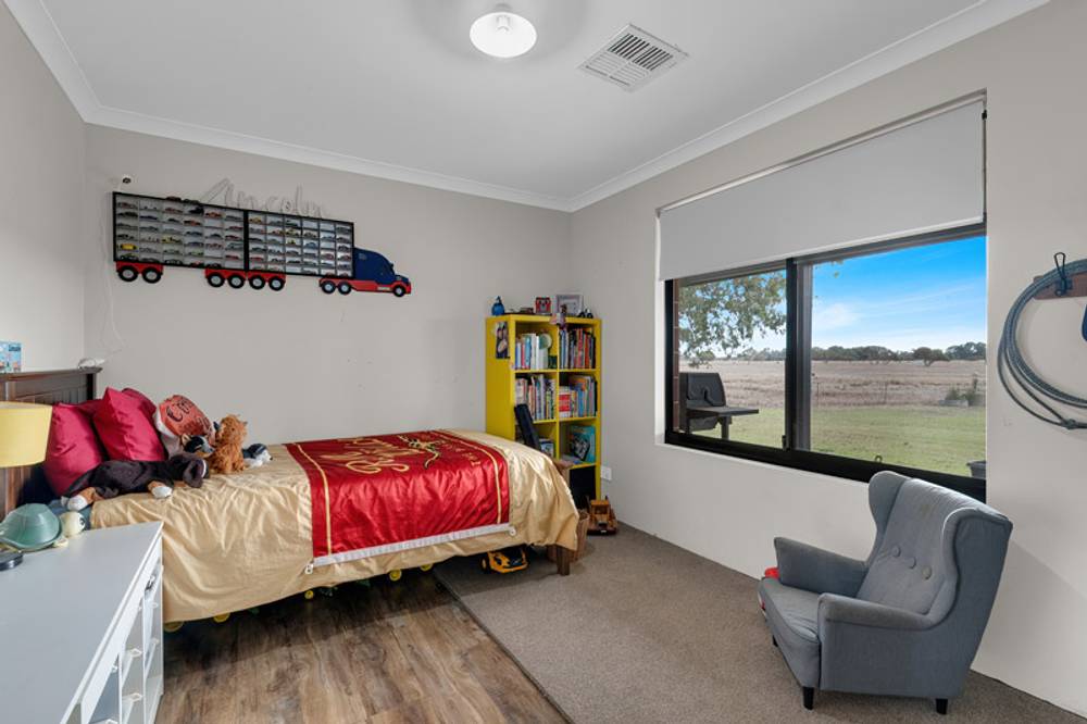 402 Leitch Road, WOKALUP, WA 6221