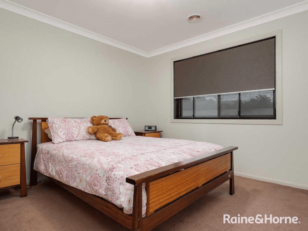 2 Rosella Place, MOUNT AUSTIN, NSW 2650