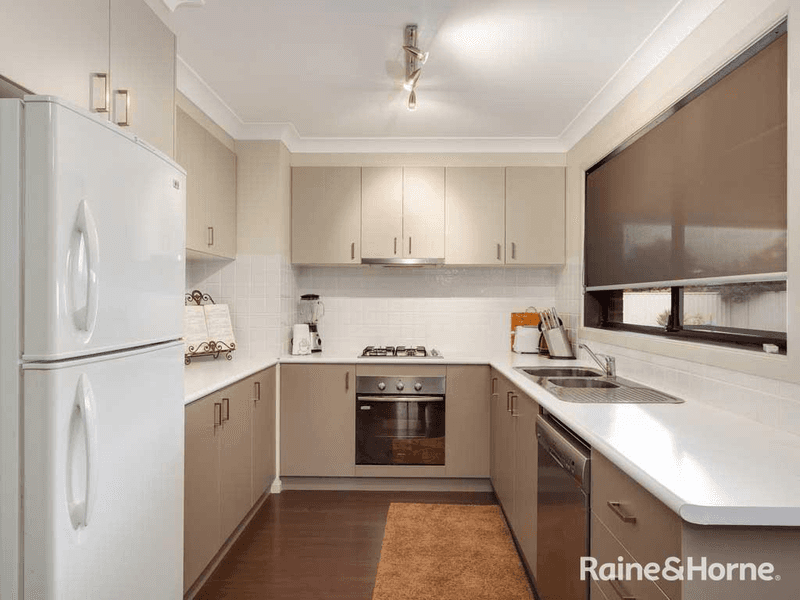 2 Rosella Place, MOUNT AUSTIN, NSW 2650