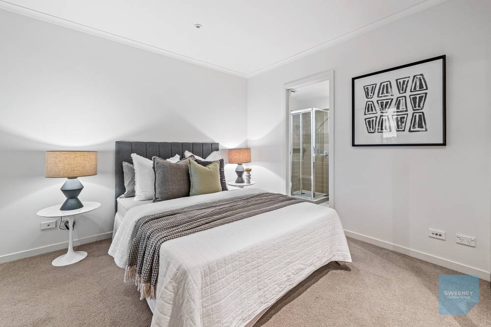 15/76 The Esplanade, CAROLINE SPRINGS, VIC 3023