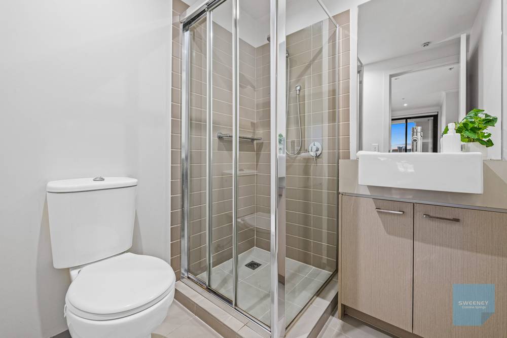 15/76 The Esplanade, CAROLINE SPRINGS, VIC 3023