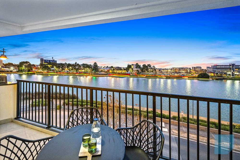 15/76 The Esplanade, CAROLINE SPRINGS, VIC 3023