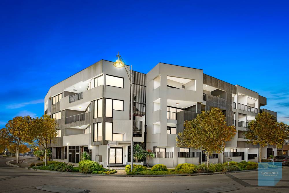 15/76 The Esplanade, CAROLINE SPRINGS, VIC 3023
