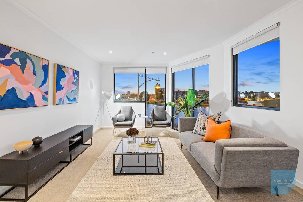 15/76 The Esplanade, CAROLINE SPRINGS, VIC 3023