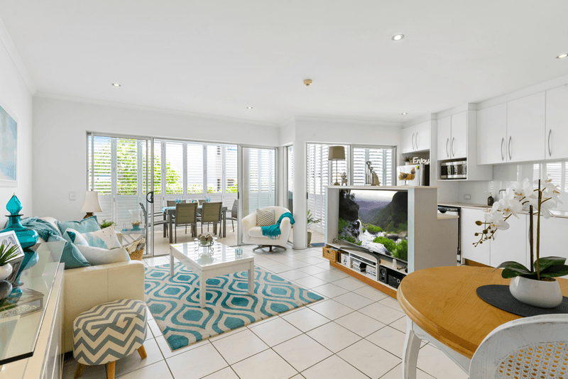 4/483 Golden Four Drive, TUGUN, QLD 4224