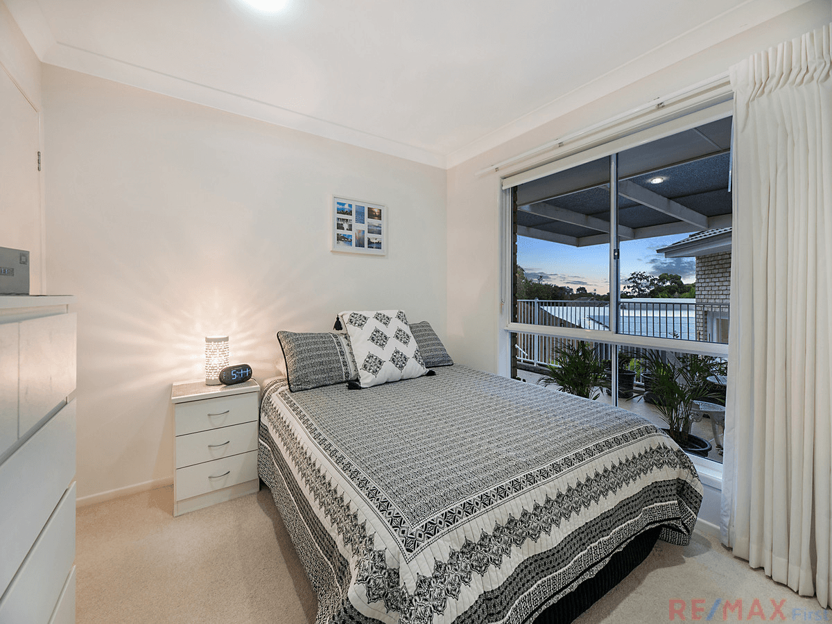 8 Parkhill Court, LITTLE MOUNTAIN, QLD 4551