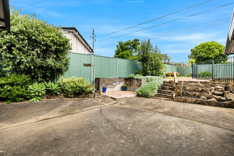 12 Simpson Avenue, BAULKHAM HILLS, NSW 2153