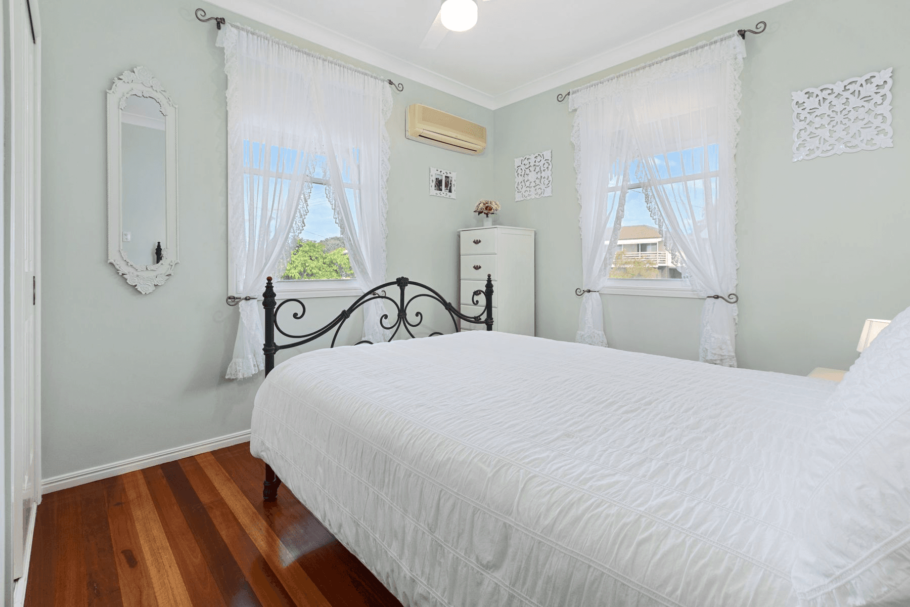 10 Willmott Street, VICTORIA POINT, QLD 4165