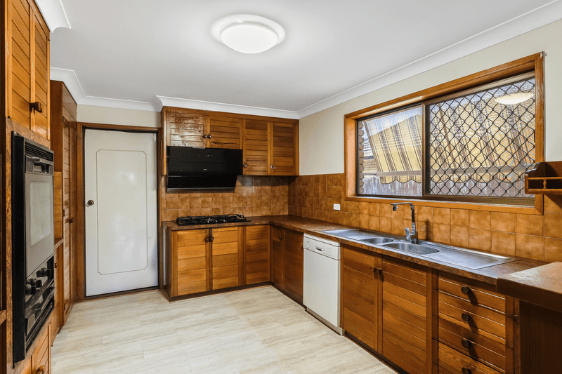 5 Amber Court, DARLING HEIGHTS, QLD 4350