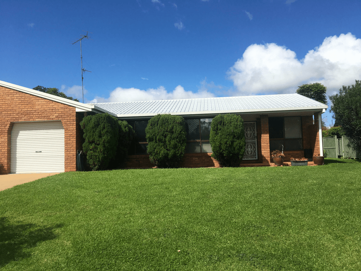 27/8 Highfields Road, Highfields, QLD 4352