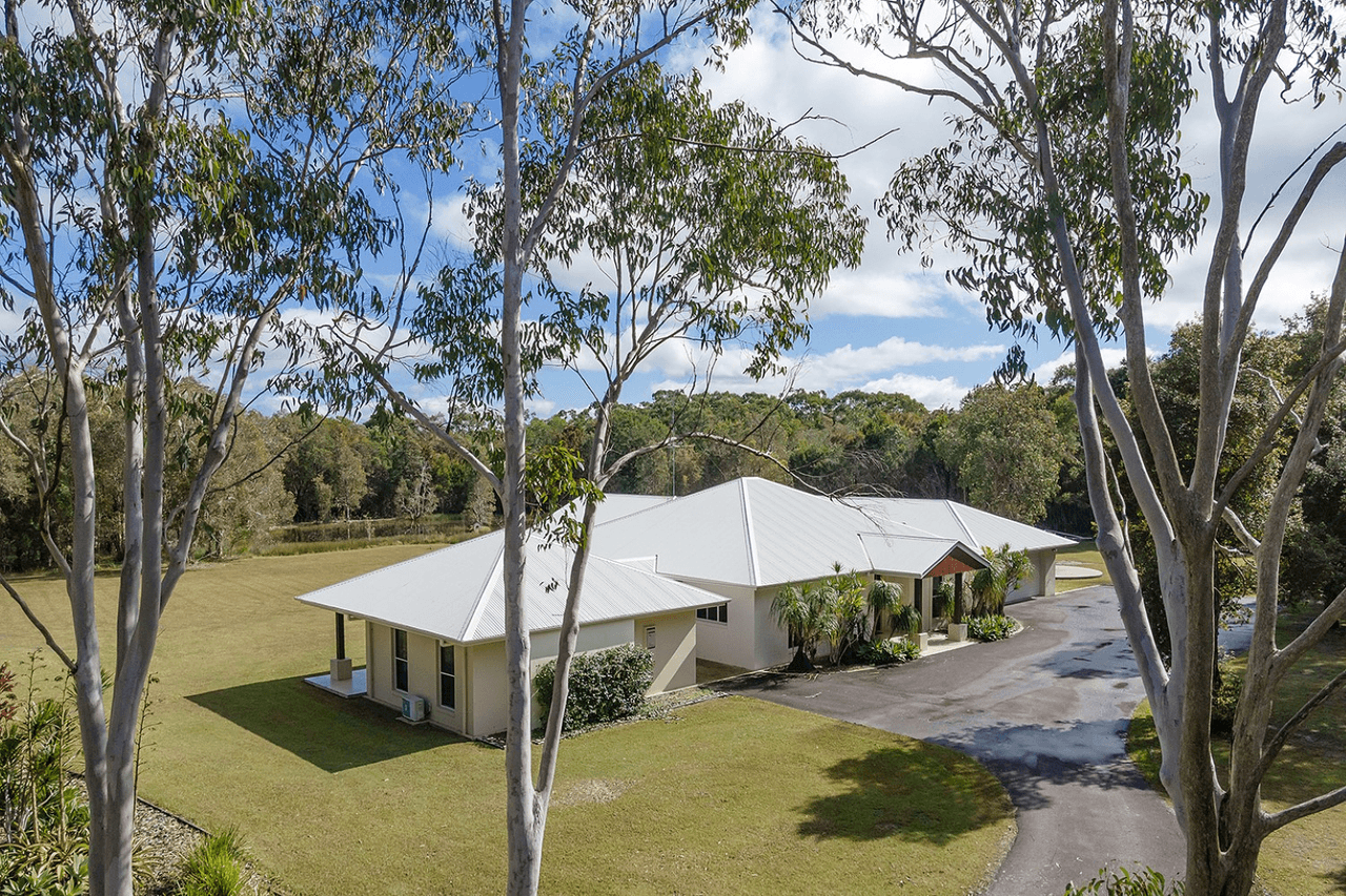 101 Silverwood Drive, COOROIBAH, QLD 4565