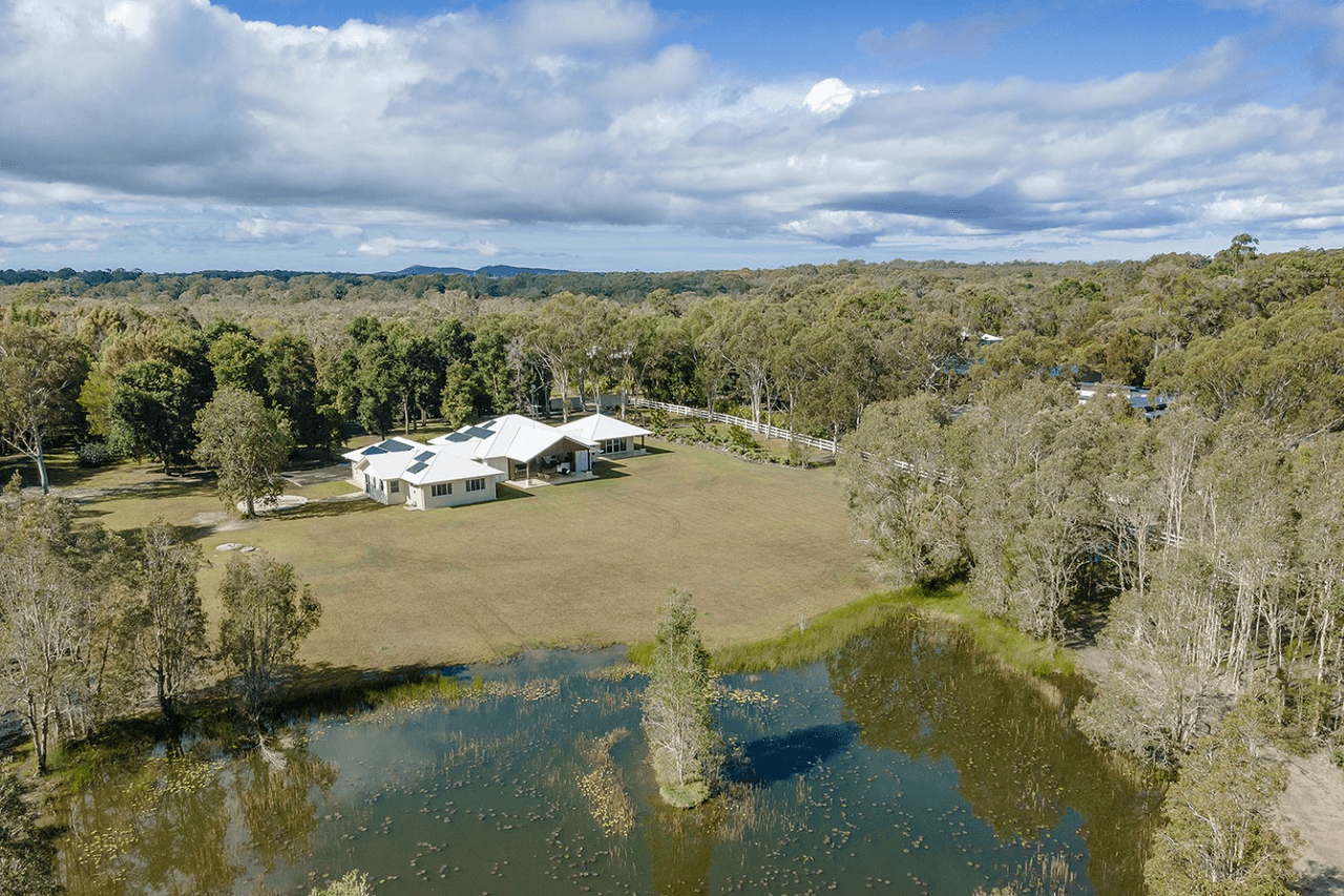 101 Silverwood Drive, COOROIBAH, QLD 4565