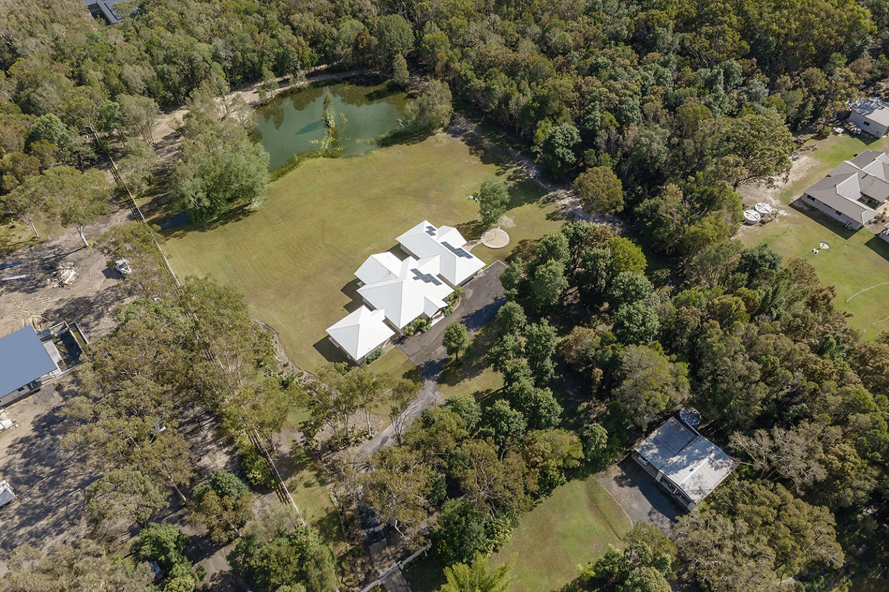 101 Silverwood Drive, COOROIBAH, QLD 4565