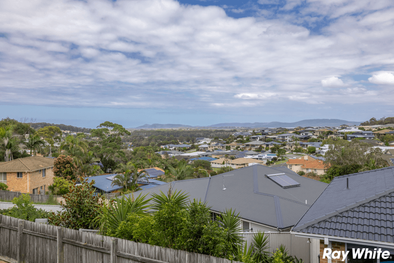 32 Churchill Road, FORSTER, NSW 2428