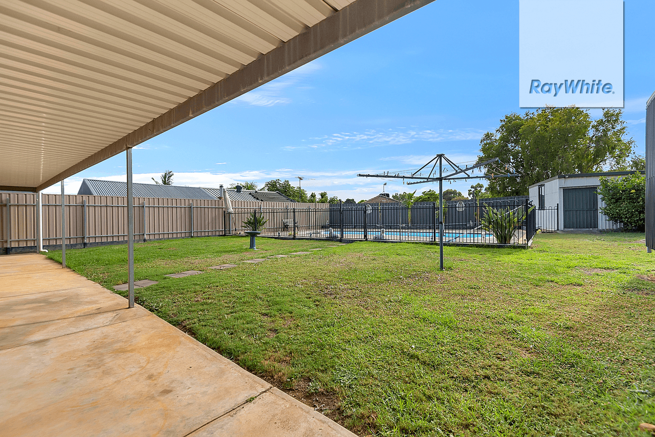 9 Luringa Close, CRAIGMORE, SA 5114