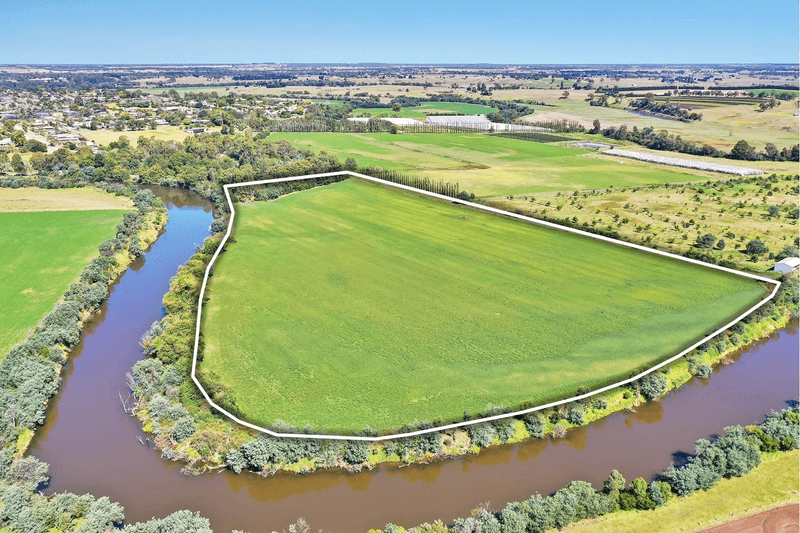 54 Yeates Drive, Bairnsdale, VIC 3875