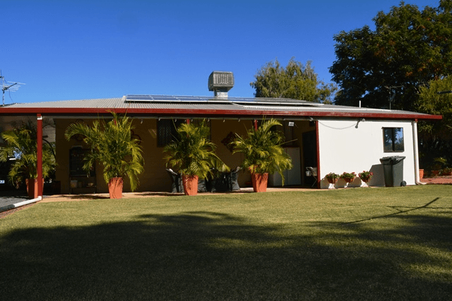 40 Gidyea Street, BARCALDINE, QLD 4725