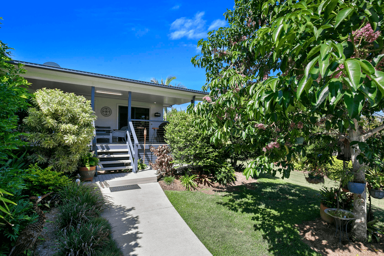 7 Golf Crescent, CRAIGNISH, QLD 4655