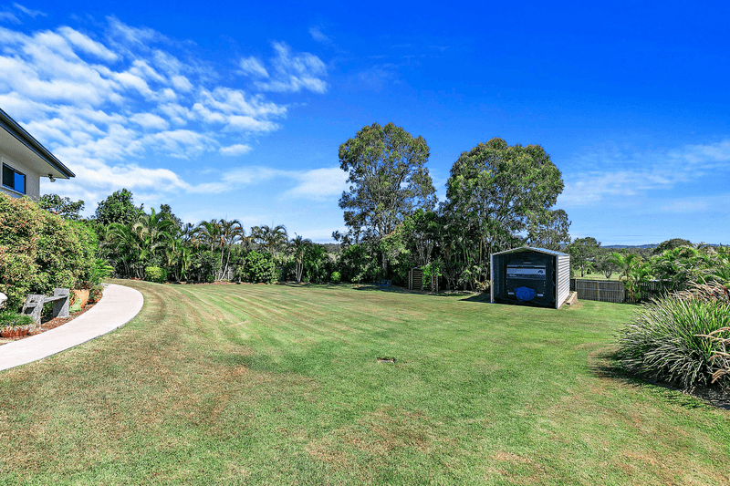 7 Golf Crescent, CRAIGNISH, QLD 4655