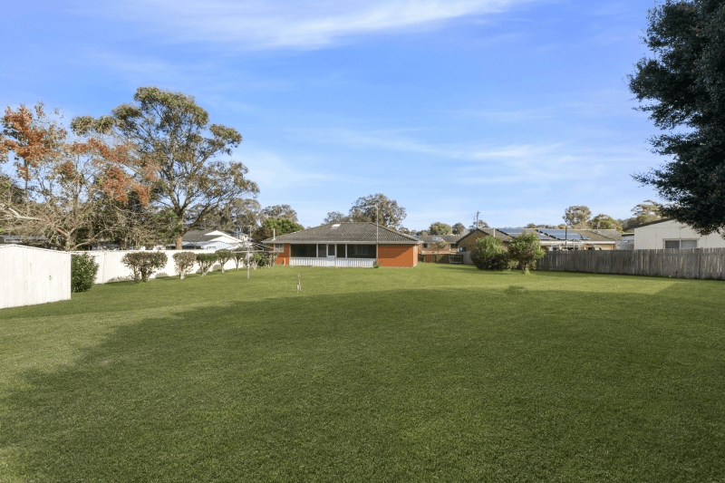 1 Glenice Close, Gorokan, NSW 2263