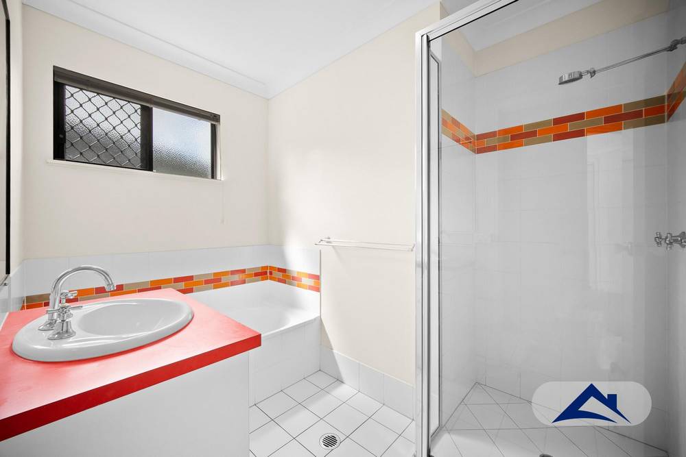 15 Starr Close, BENTLEY PARK, QLD 4869