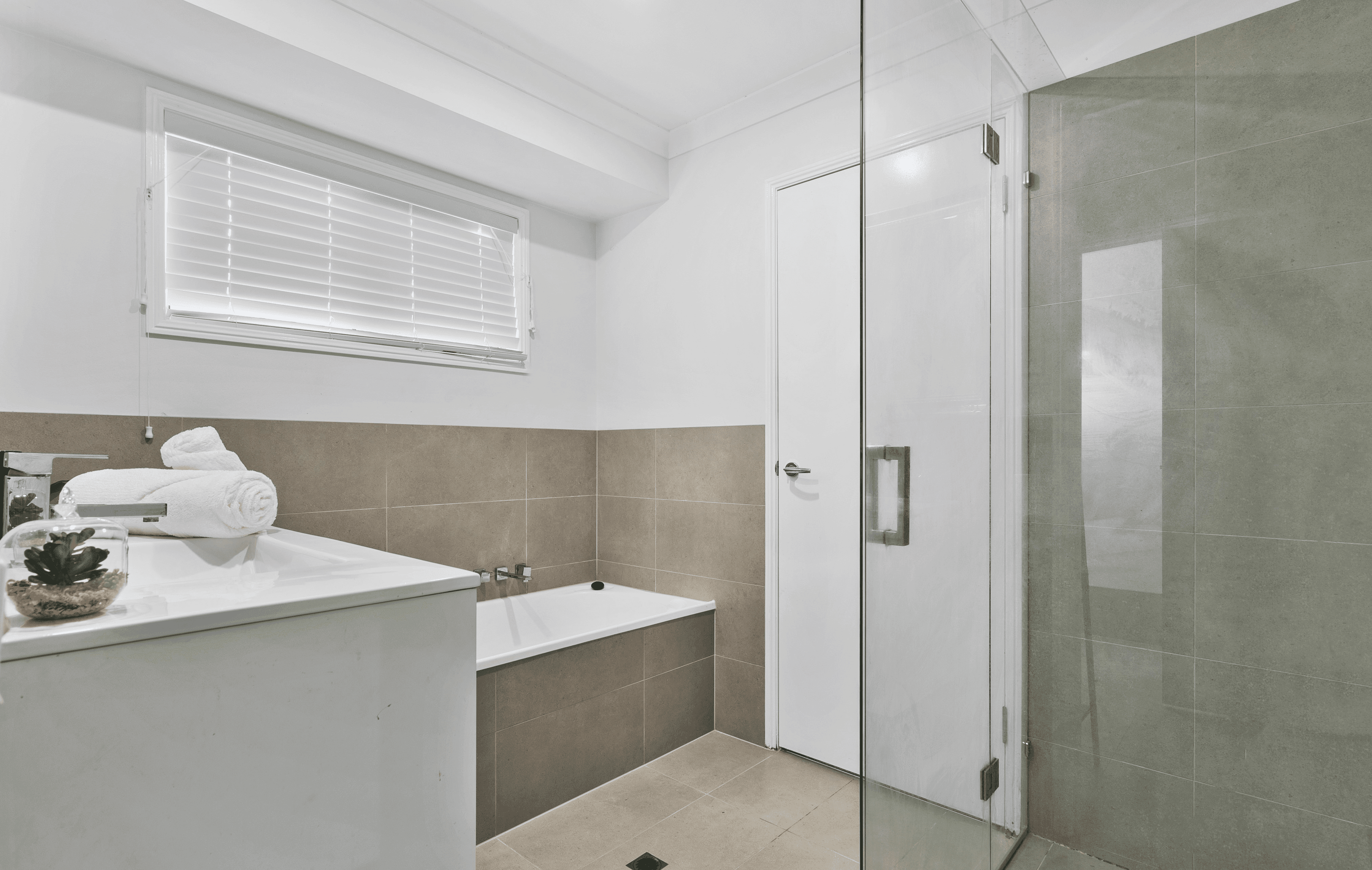 94 Torquay Crescent, Tingalpa, QLD 4173