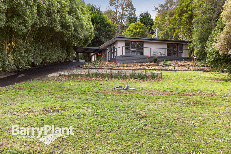 18 Fairway Road, EMERALD, VIC 3782