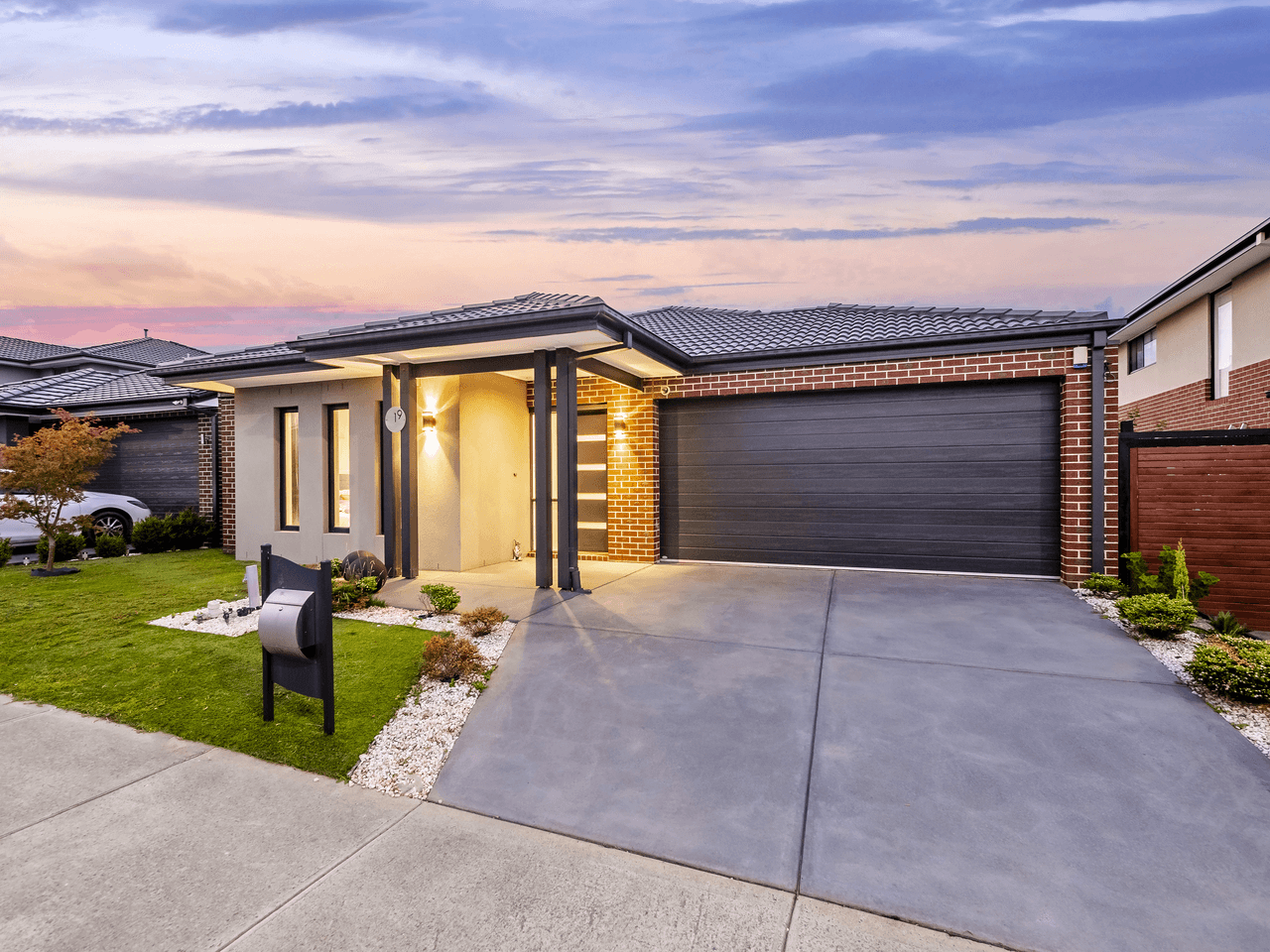 19 Sloane Drive, CLYDE NORTH, VIC 3978