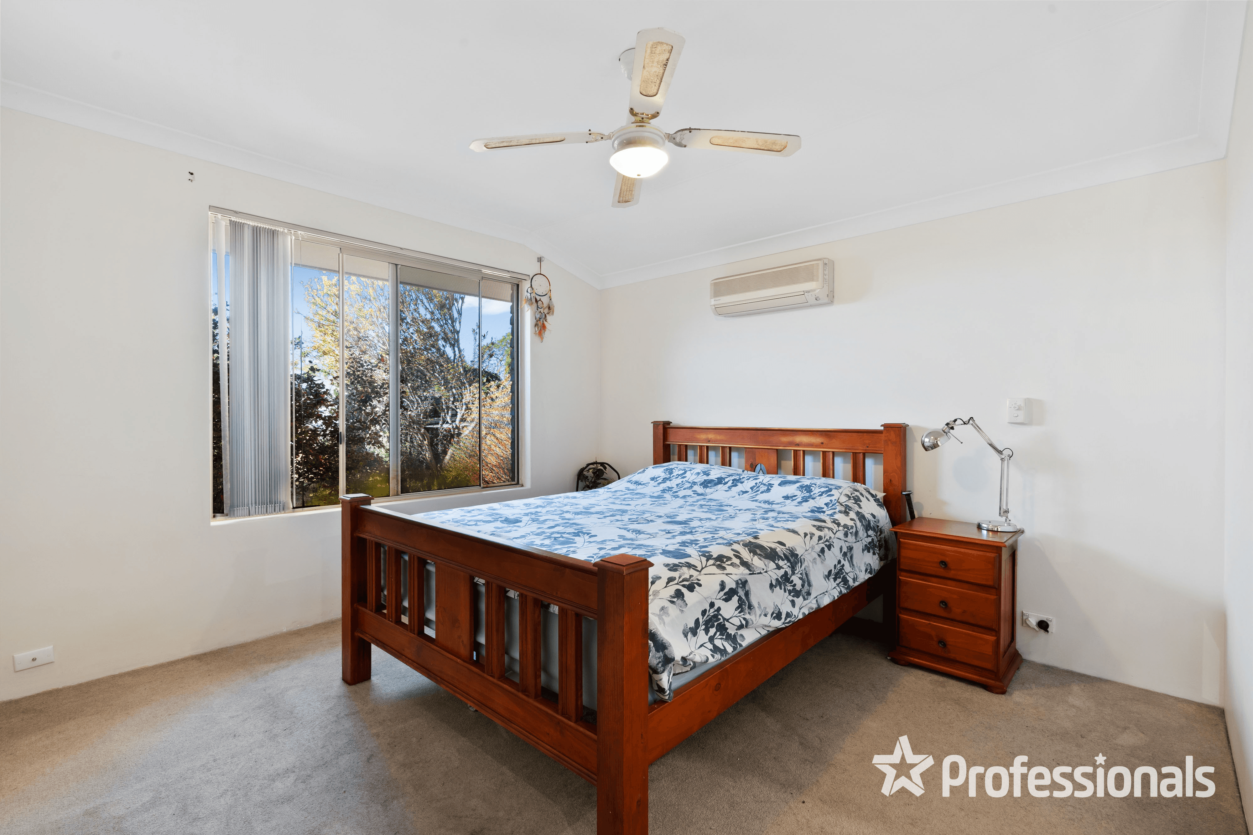 32 Napier Road, MARANGAROO, WA 6064