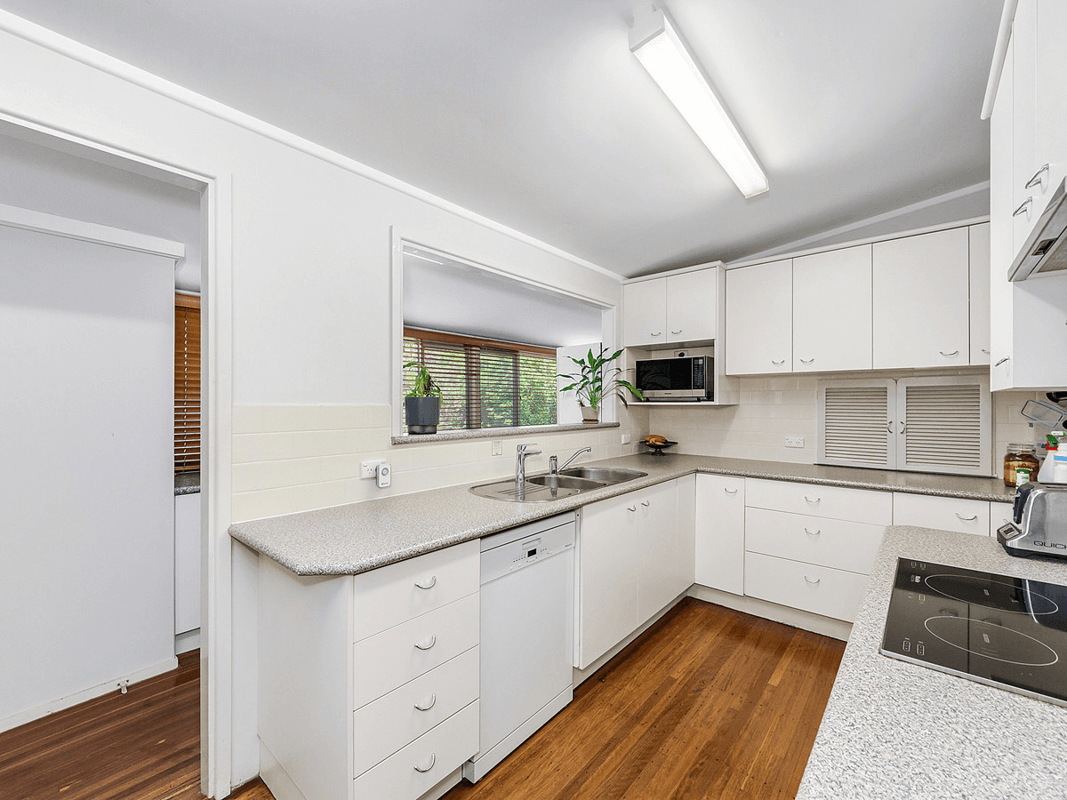 4 Glengellan Street, Zillmere, QLD 4034