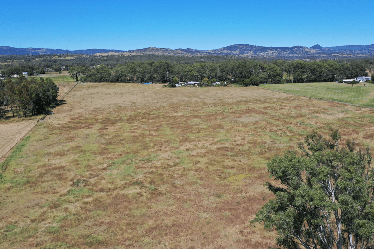 10 Flagstone Creek Road, Helidon, QLD 4344
