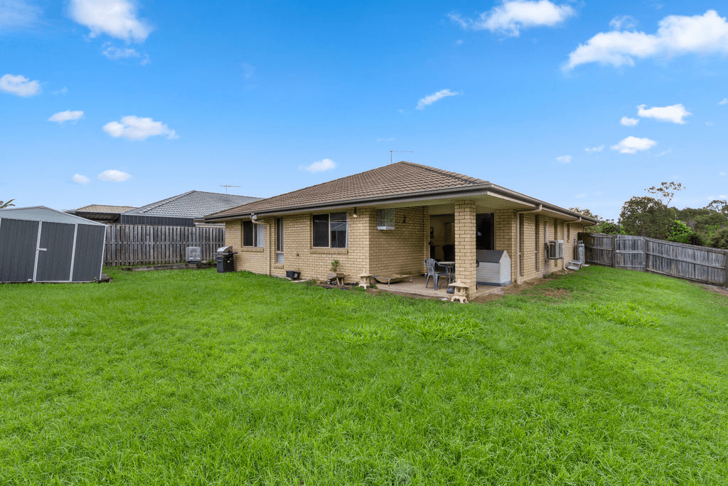 25 Tanglin Street, CRESTMEAD, QLD 4132