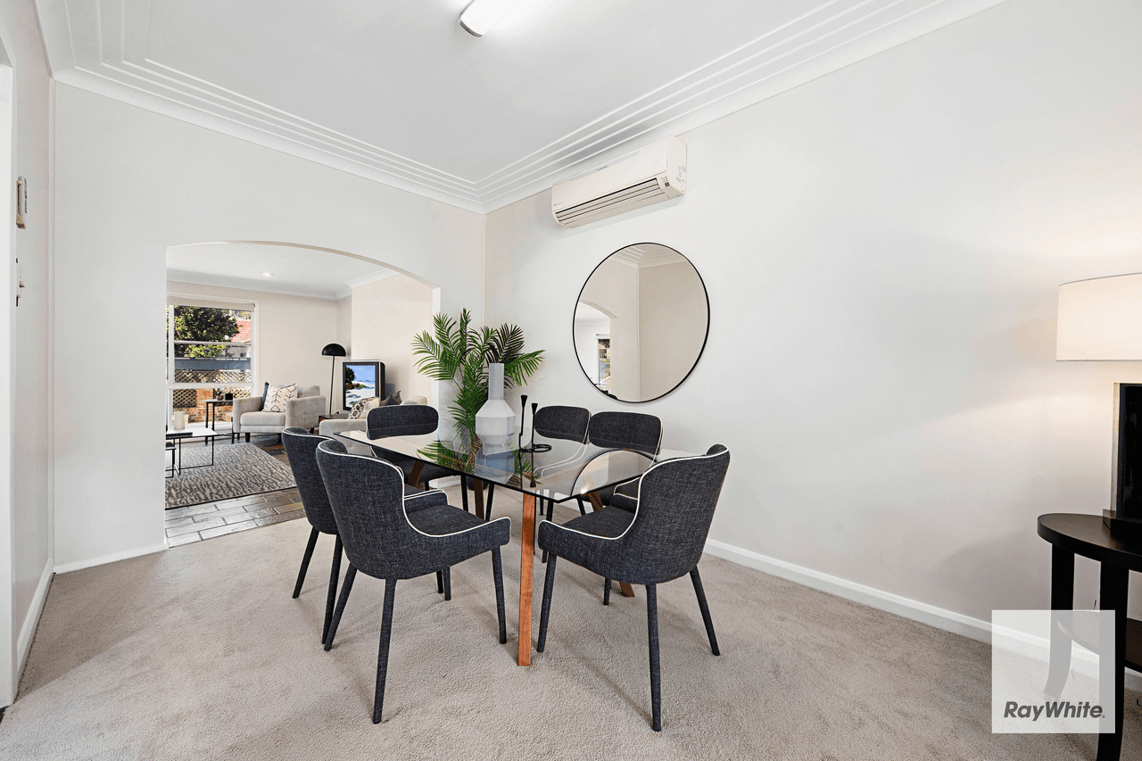 12 Binalong Avenue, CARINGBAH, NSW 2229