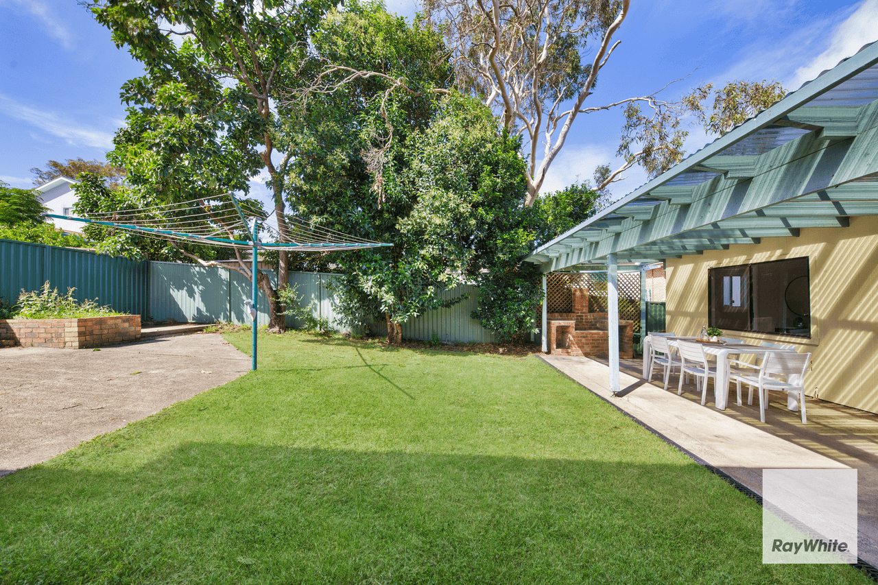 12 Binalong Avenue, CARINGBAH, NSW 2229