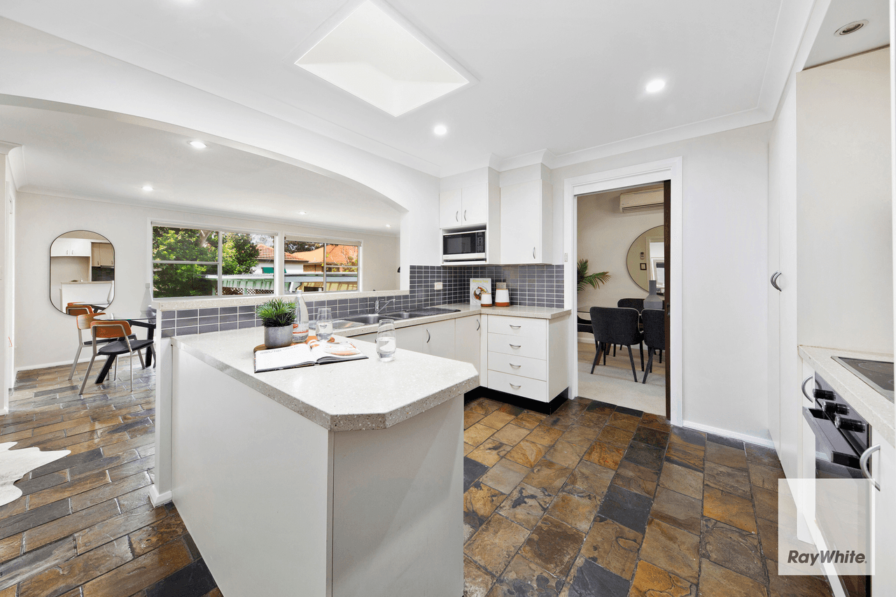 12 Binalong Avenue, CARINGBAH, NSW 2229