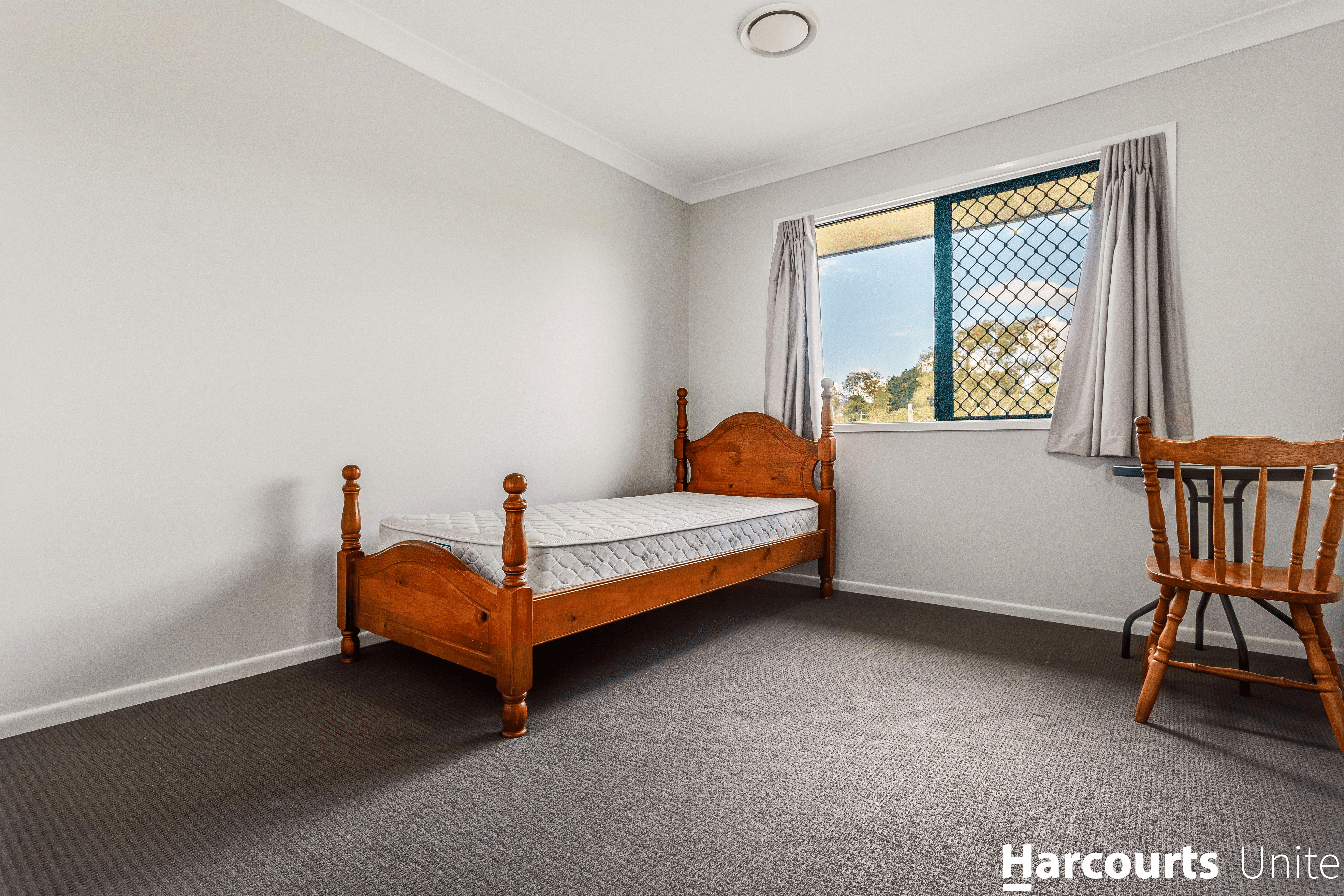 30 Water Street, KALLANGUR, QLD 4503