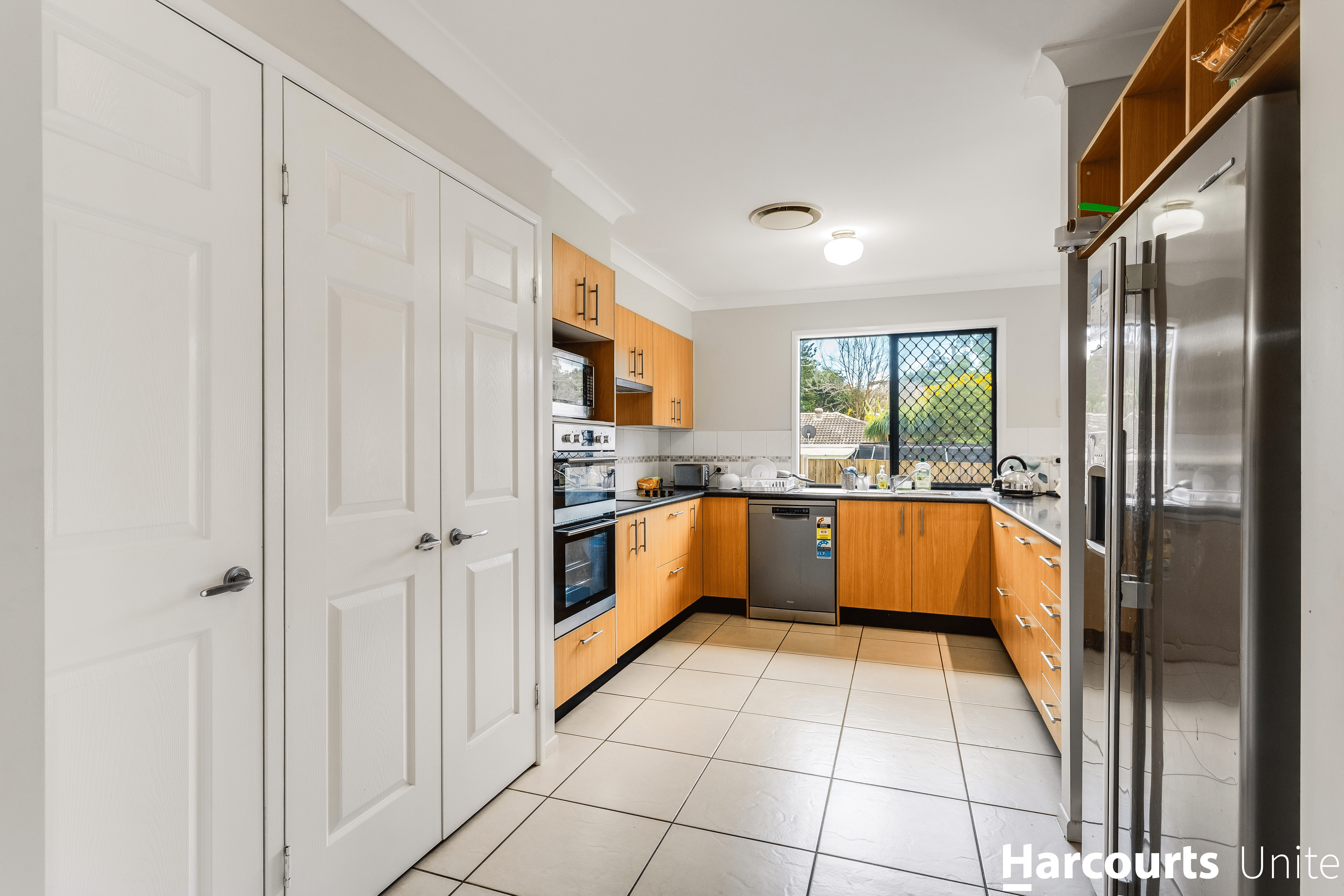 30 Water Street, KALLANGUR, QLD 4503