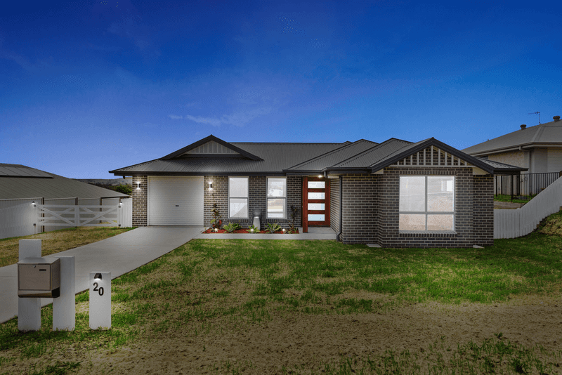 20 Naomi Drive, CROWS NEST, QLD 4355