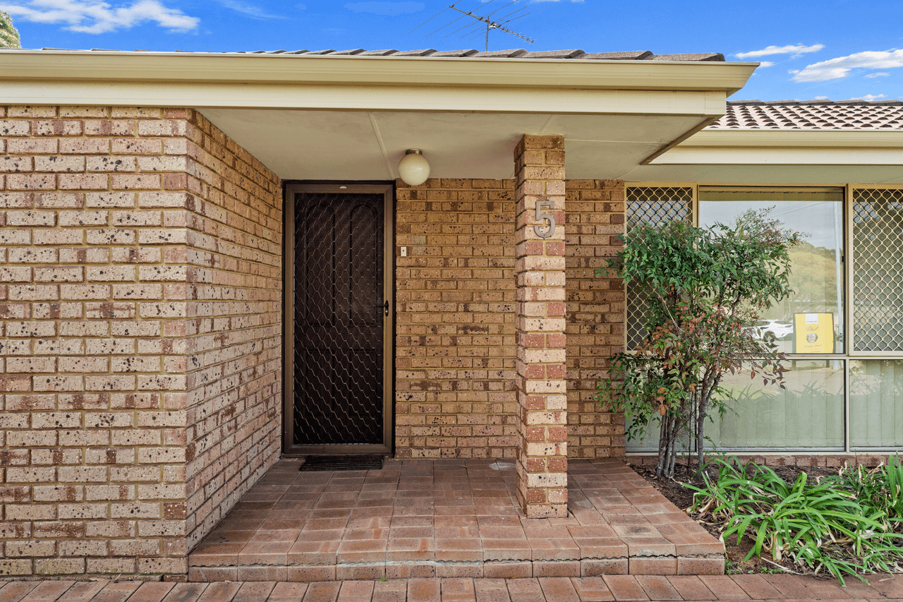 5 Pike Court, PARMELIA, WA 6167