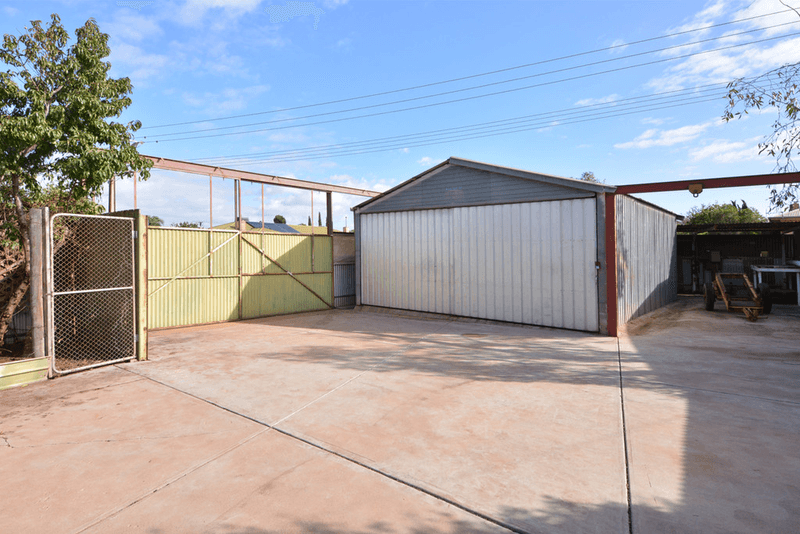 32 Jenkins Avenue, WHYALLA NORRIE, SA 5608