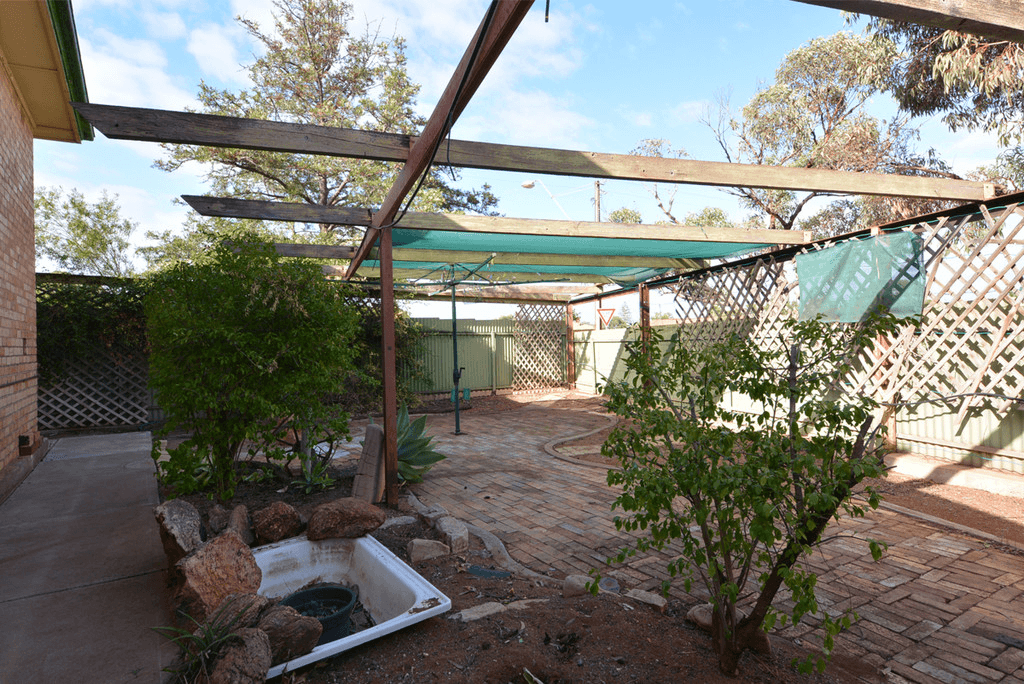 32 Jenkins Avenue, WHYALLA NORRIE, SA 5608