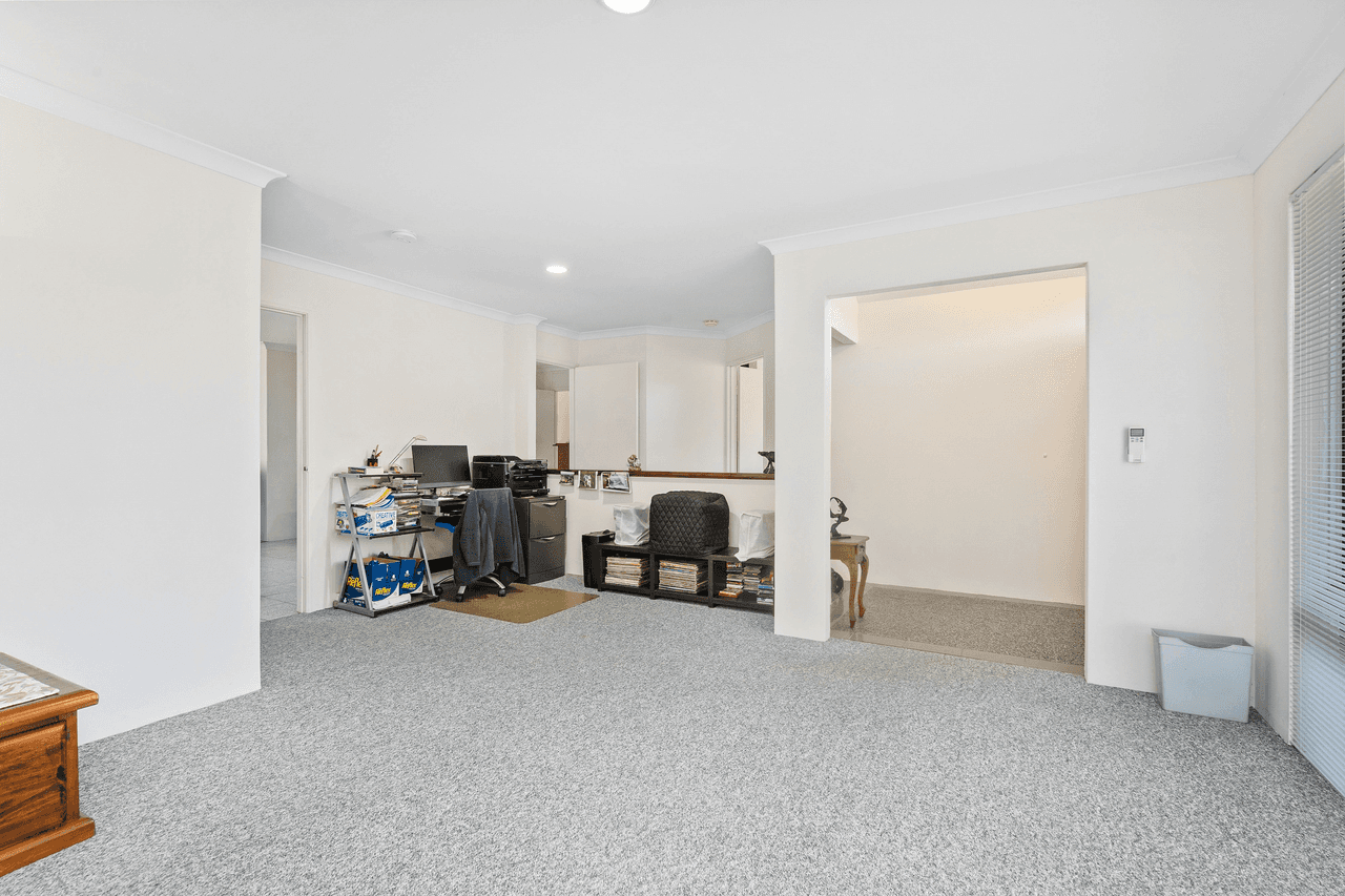 27 Muirfield Way, JOONDALUP, WA 6027