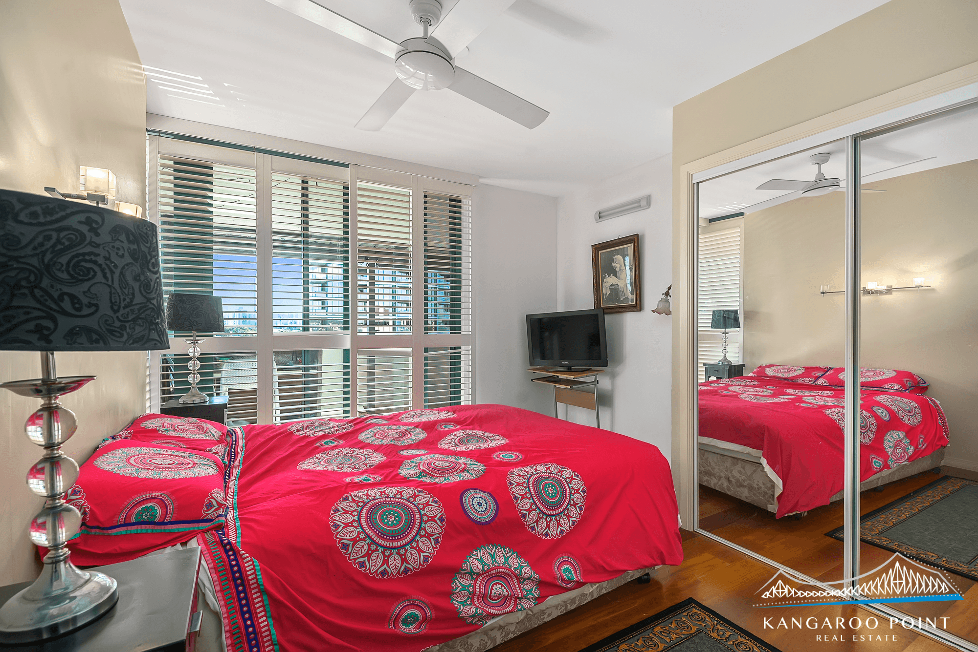 28/10 Park Avenue, Kangaroo Point, QLD 4169