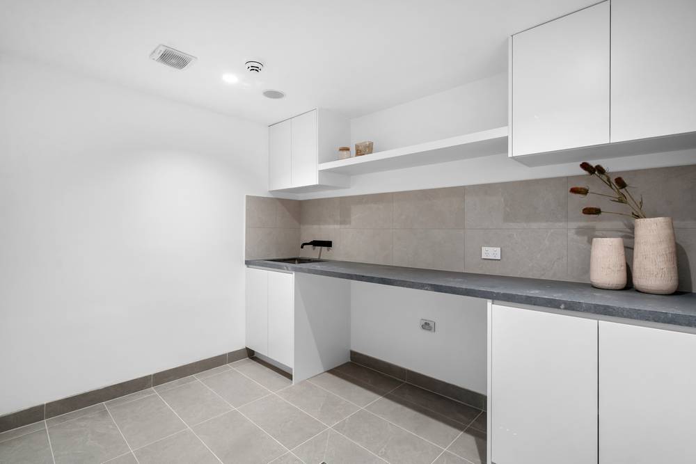 Residence 1, 27 Gordon Avenue, Elwood, VIC 3184