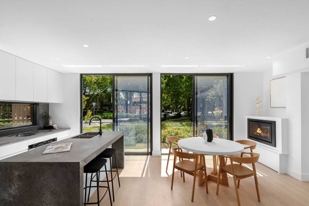 Residence 1, 27 Gordon Avenue, Elwood, VIC 3184