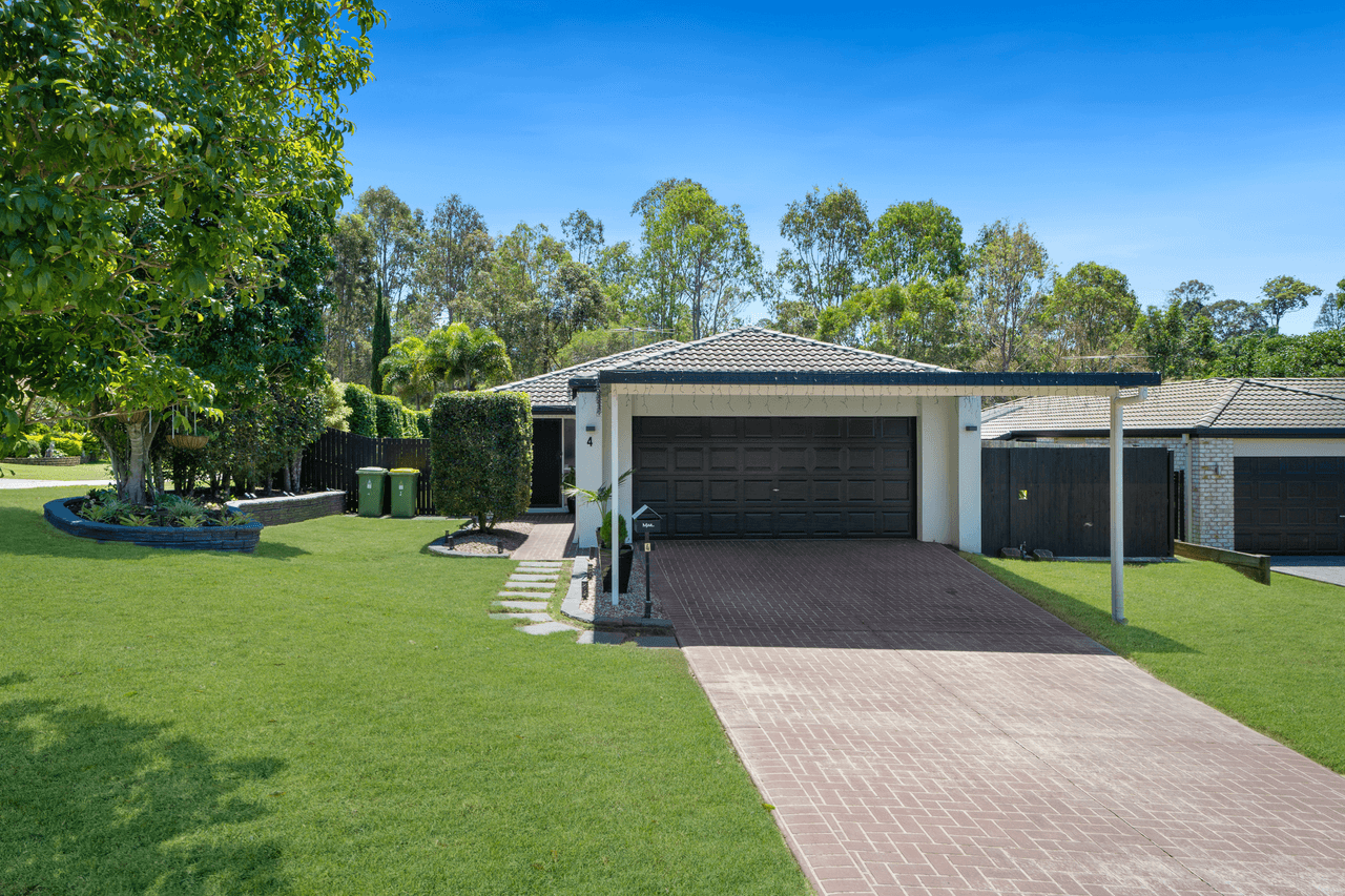 4 Emerald Close, GRIFFIN, QLD 4503