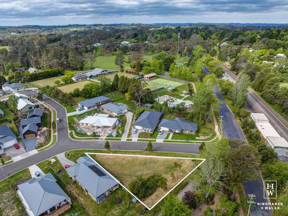 1 Lochinvar Drive, Bundanoon, NSW 2578