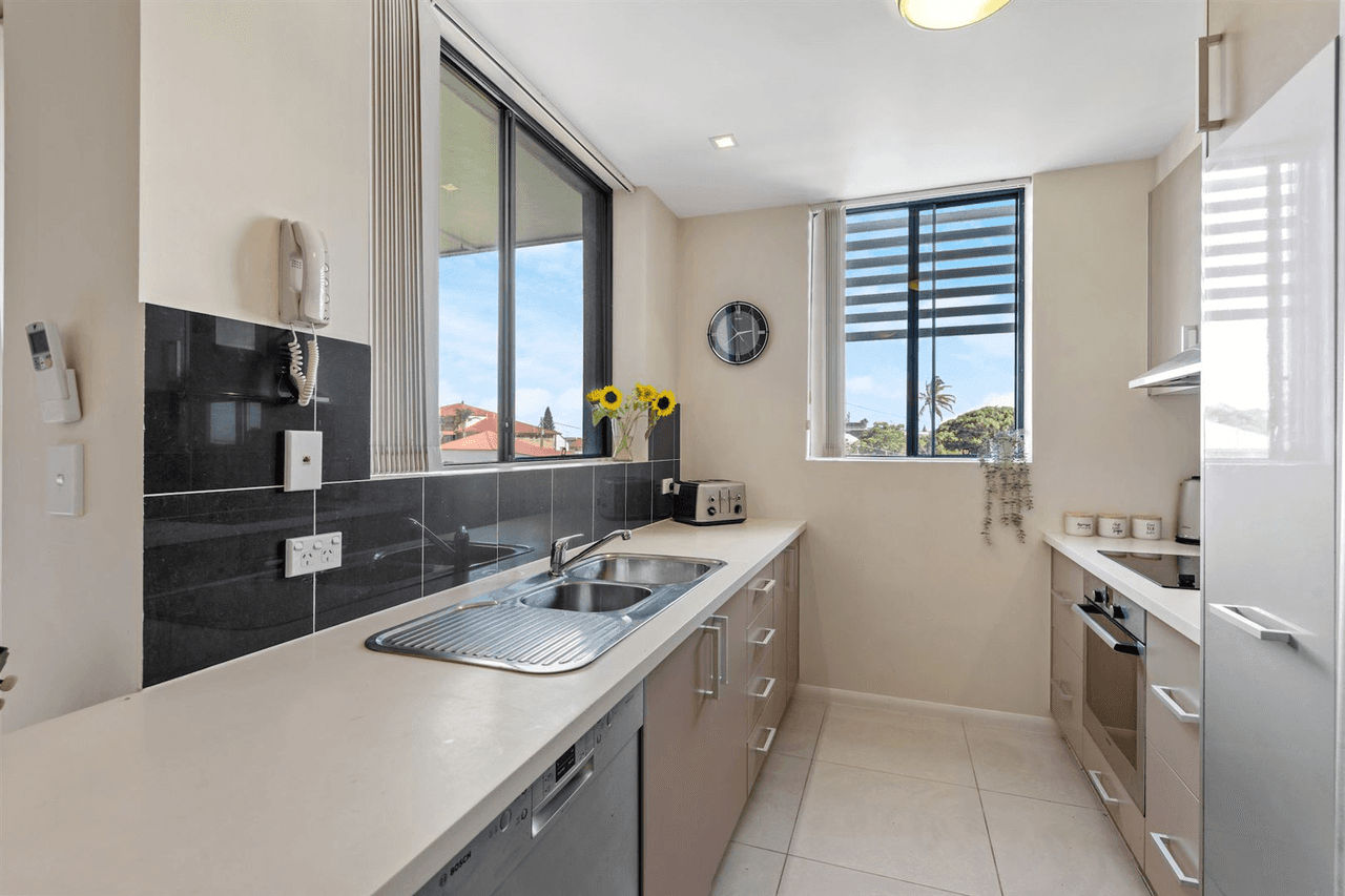 13/3 Macdonnell Road, MARGATE, QLD 4019