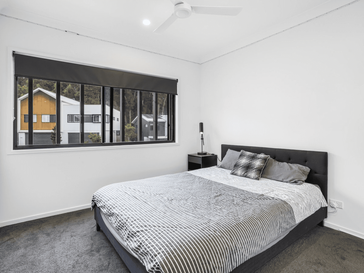 11/28 Bonogin Road, MUDGEERABA, QLD 4213