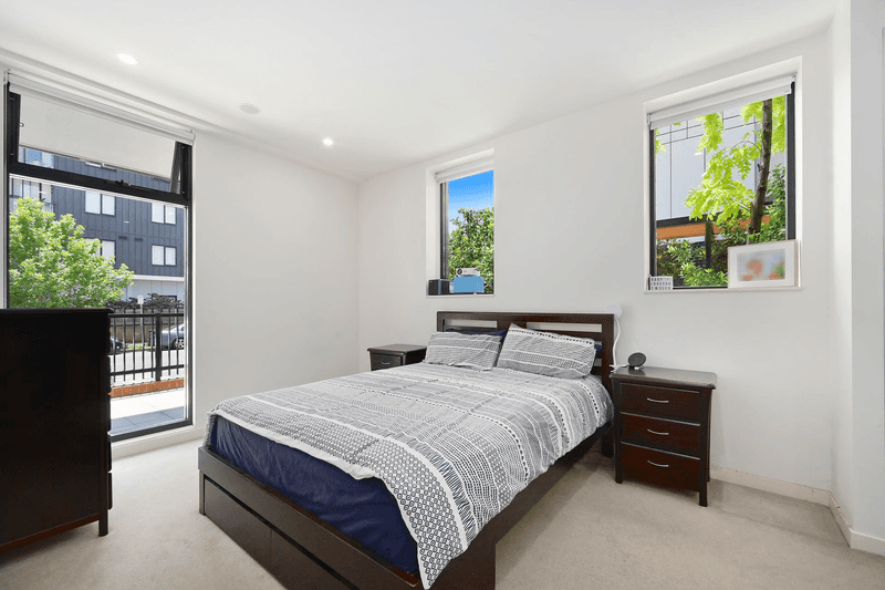 105/101C Lord Sheffield Circuit, Penrith, NSW 2750